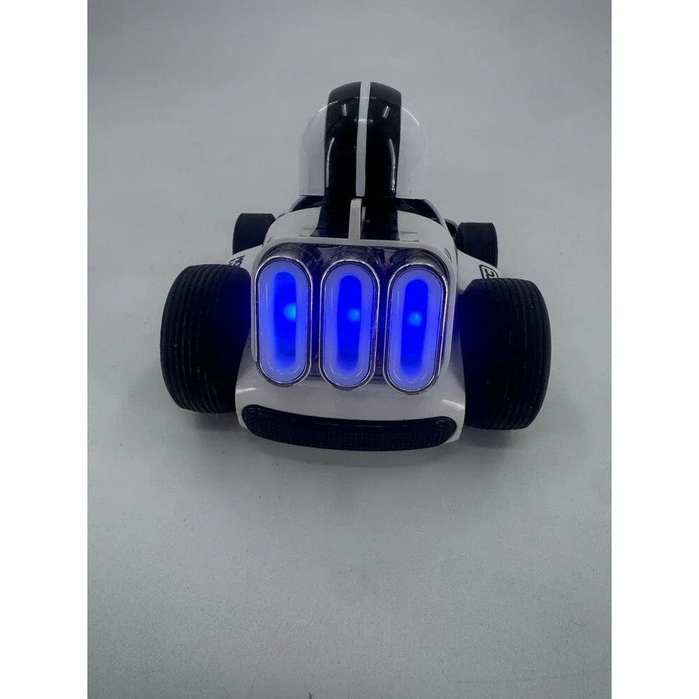 Sharper Image RC Motor Battles White Racer Only LED Lights Wireless Remote